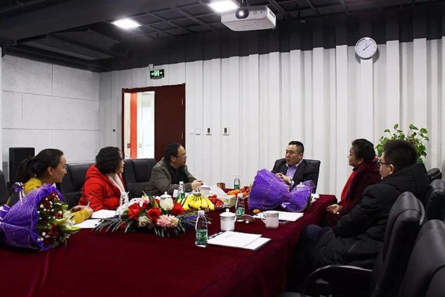 热烈欢迎湖南吉首大学院领导莅临ZOBO香蕉视频在线播放企业